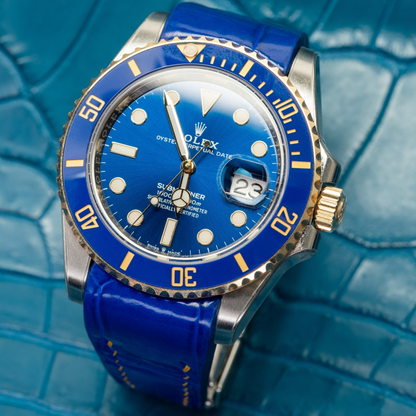 electric-blue-alligator-leather-strap-for-rolex-submariner-41mm-yellow-gold-stitching-watch.png