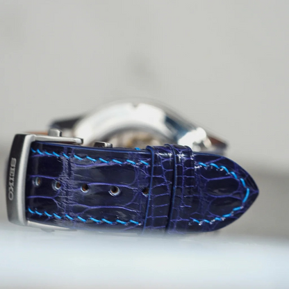 electric-blue-alligator-leather-strap-for-seiko-presage-arita-porcelain-dial-backside.png