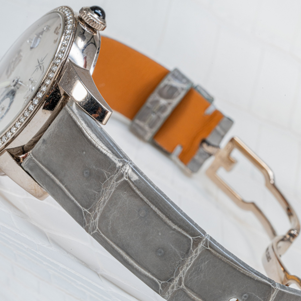 elephant-grey-alligator-leather-strap-for-girard-perregaux-cat-s-eye-small-seconds-detail.png