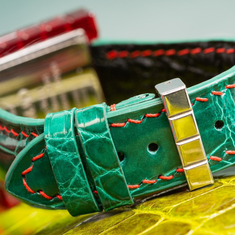 emerald-green-alligator-leather-strap-for-chopard-ice-cubebackside.png