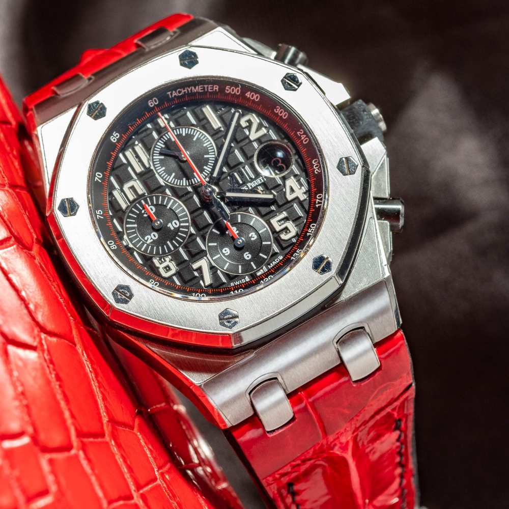 ferrari-red-alligator-leather-strap-for-ap-royal-oak-shore-42mm-on-watch.png