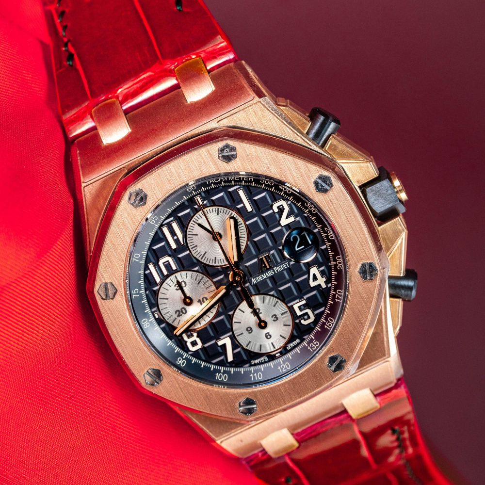 ferrari-red-alligator-leather-strap-for-ap-royal-oak-shore-42mm-with-watch.png
