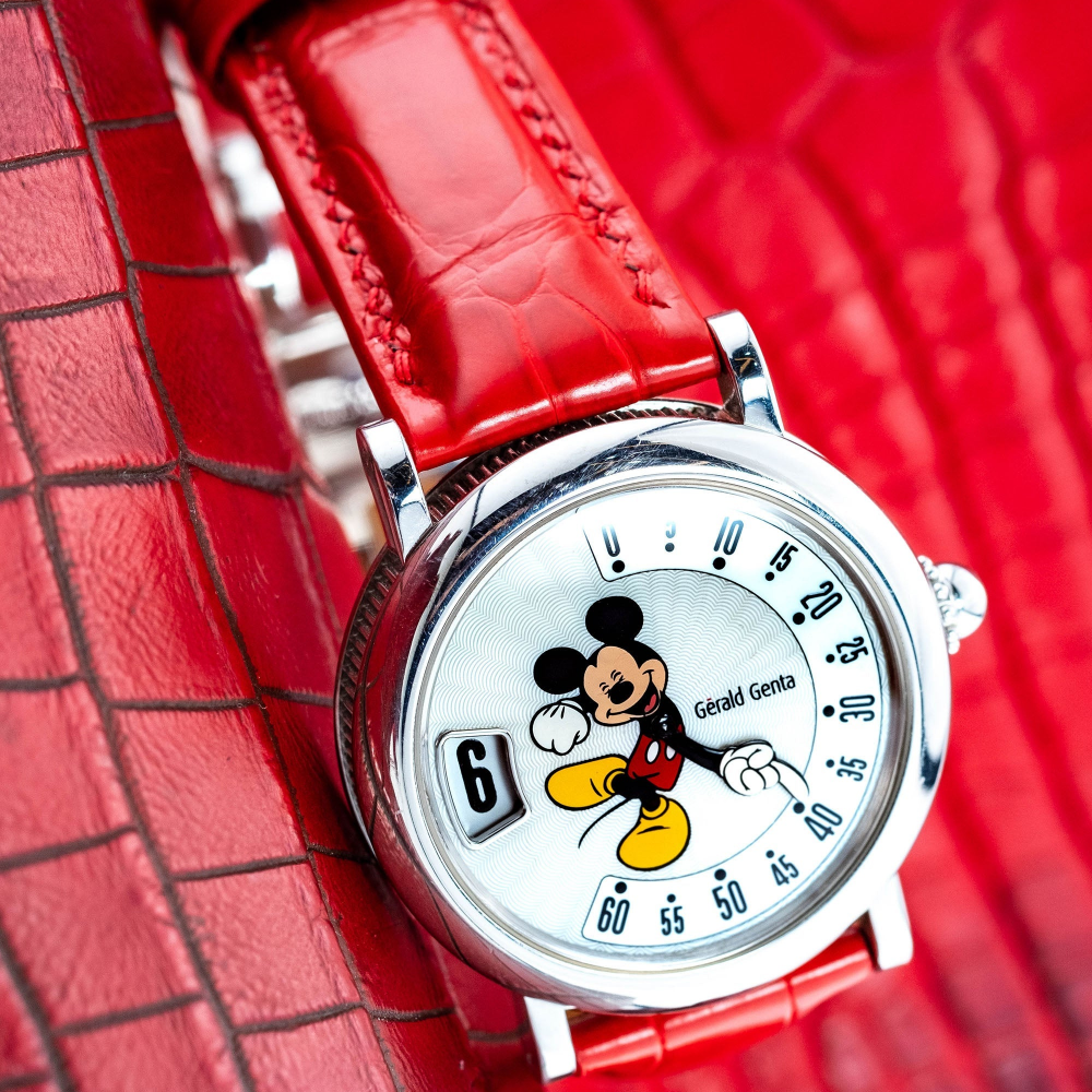 ferrari-red-alligator-leather-strap-for-gerald-genta-mickey-mouse-watch.png