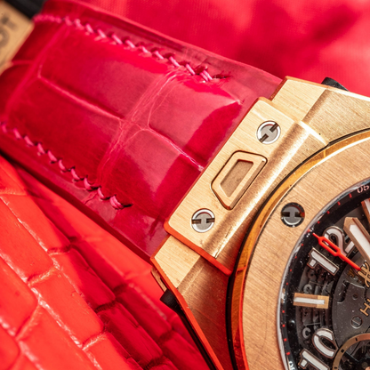 ferrari-red-alligator-leather-strap-for-hublot-big-bang-unico-yellow-gold-detail.png