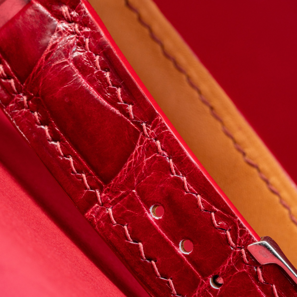ferrari-red-alligator-leather-strap-for-omega-speedmaster-reduced-stitching.png