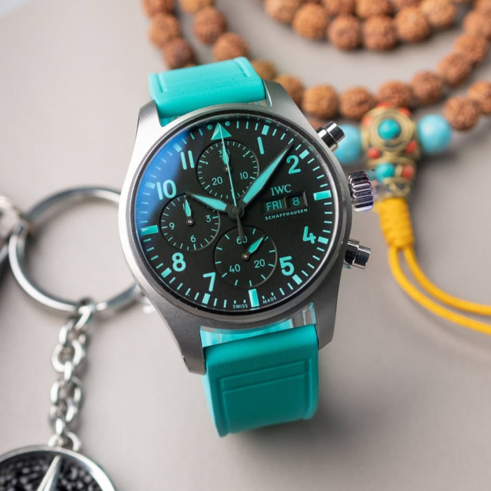 fkm-rubber-strap-for-iwc-turquoise-on-watch.png