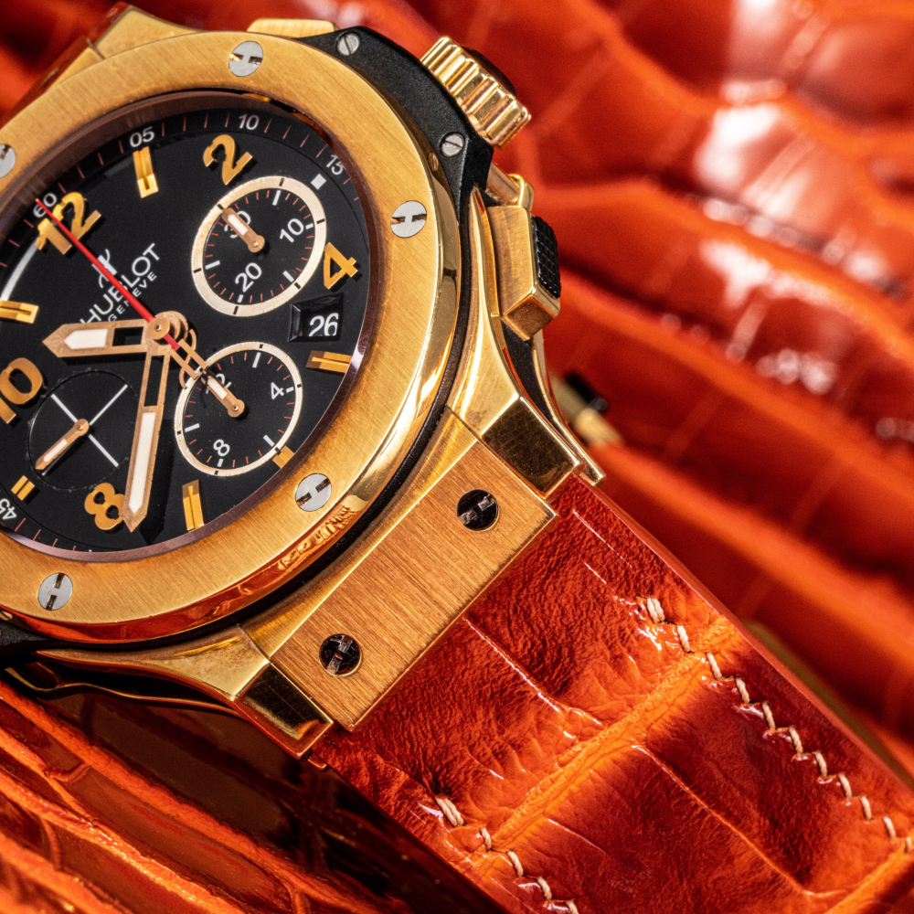 flaming-orange-alligator-leather-strap-for-Hublot-big-bang-lug.png