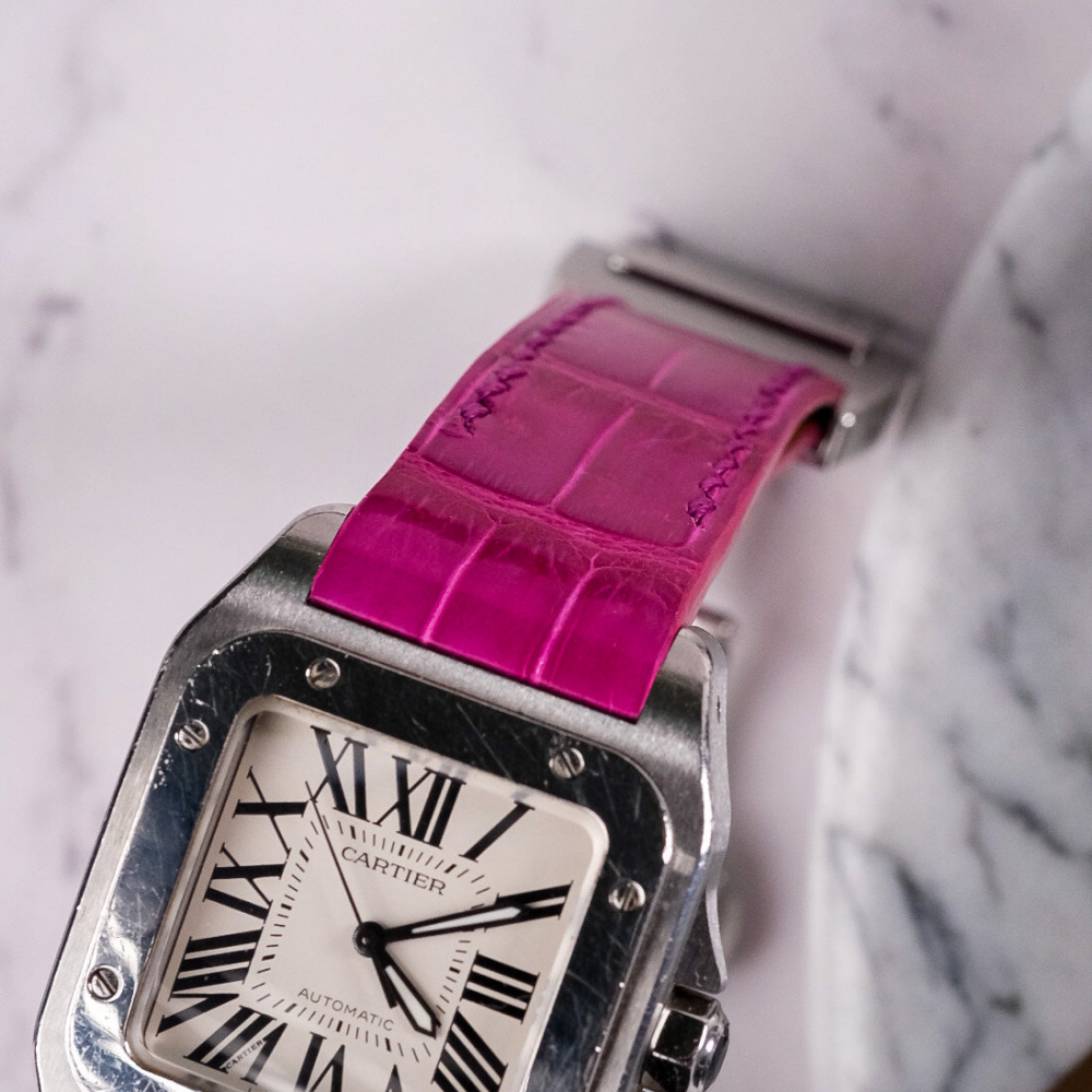 fuchsia-pink-alligator-leather-srap-cartier-santos-100-lug.png