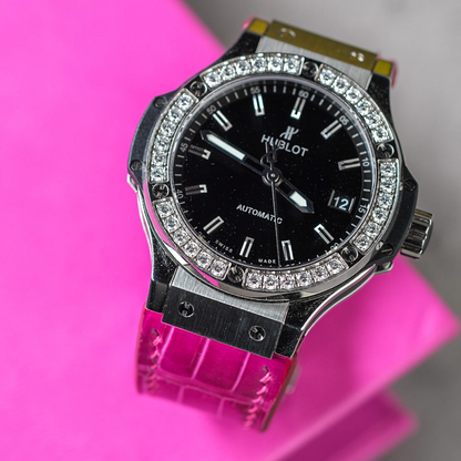 fuchsia-pink-alligator-leather-strap-for-Hublot-big-bang-titanium-diamond-classic-watch.png
