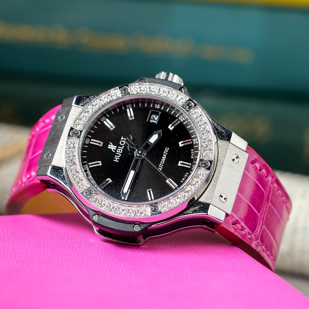 fuchsia-pink-alligator-leather-strap-for-Hublot-big-bang-titanium-diamond-classic.png