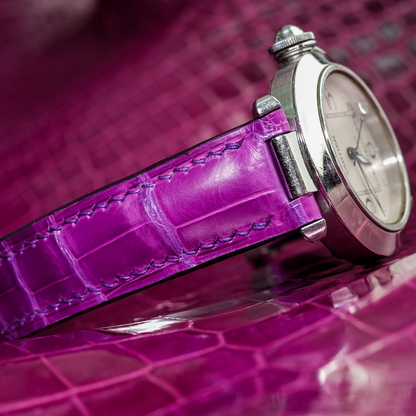 fuchsia-pink-alligator-leather-strap-for-cartier-pasha-detail.png