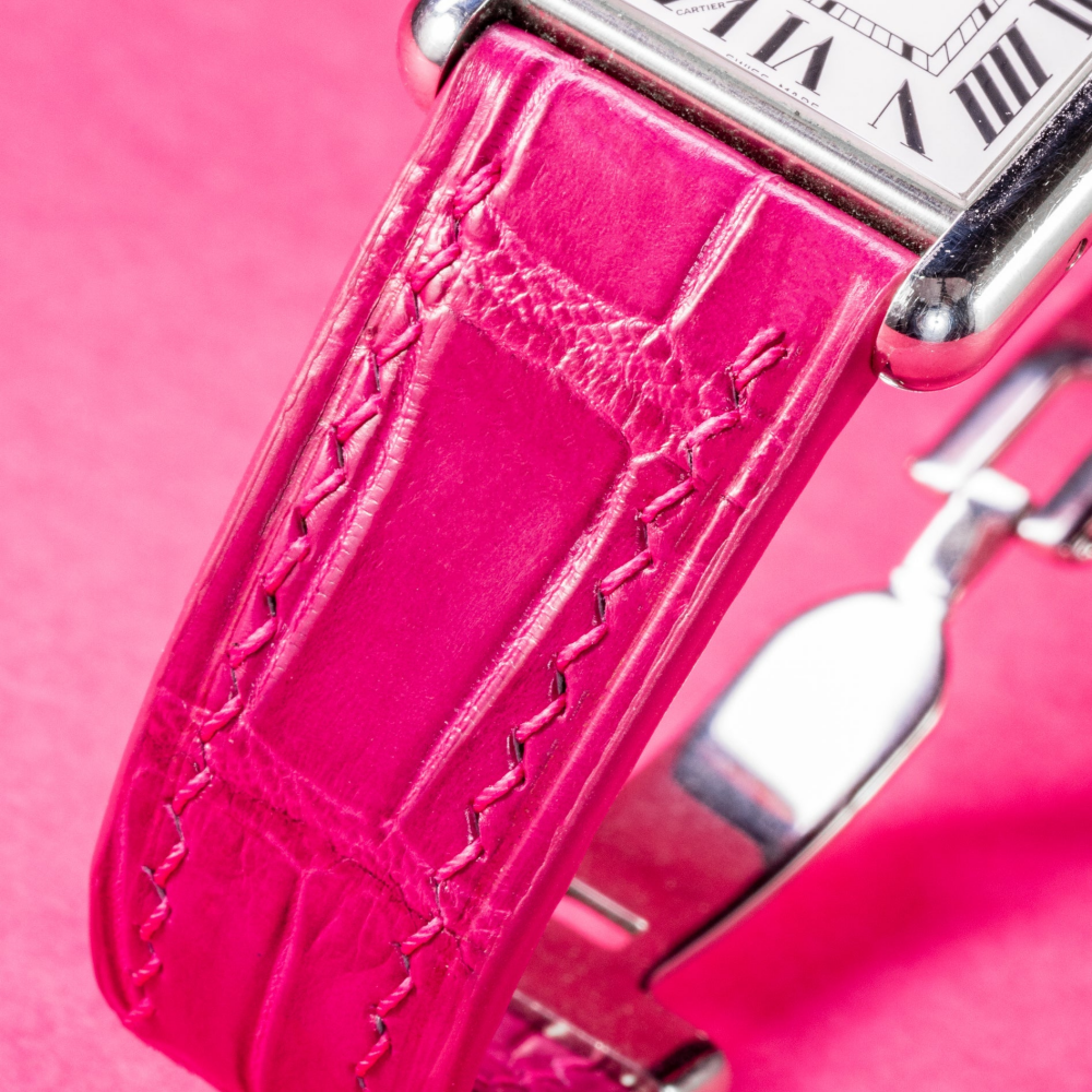 fuchsia-pink-alligator-leather-strap-for-cartier-tank-detail.png