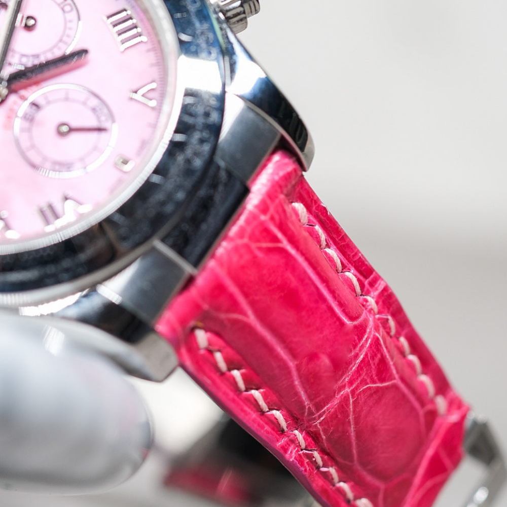 fuchsia-pink-alligator-strap-for-rolex-daytona-white-stiching-lug.png