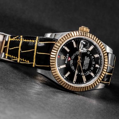 gold-black-alligator-leather-strap-for-rolex-sky-dweller-detail.png