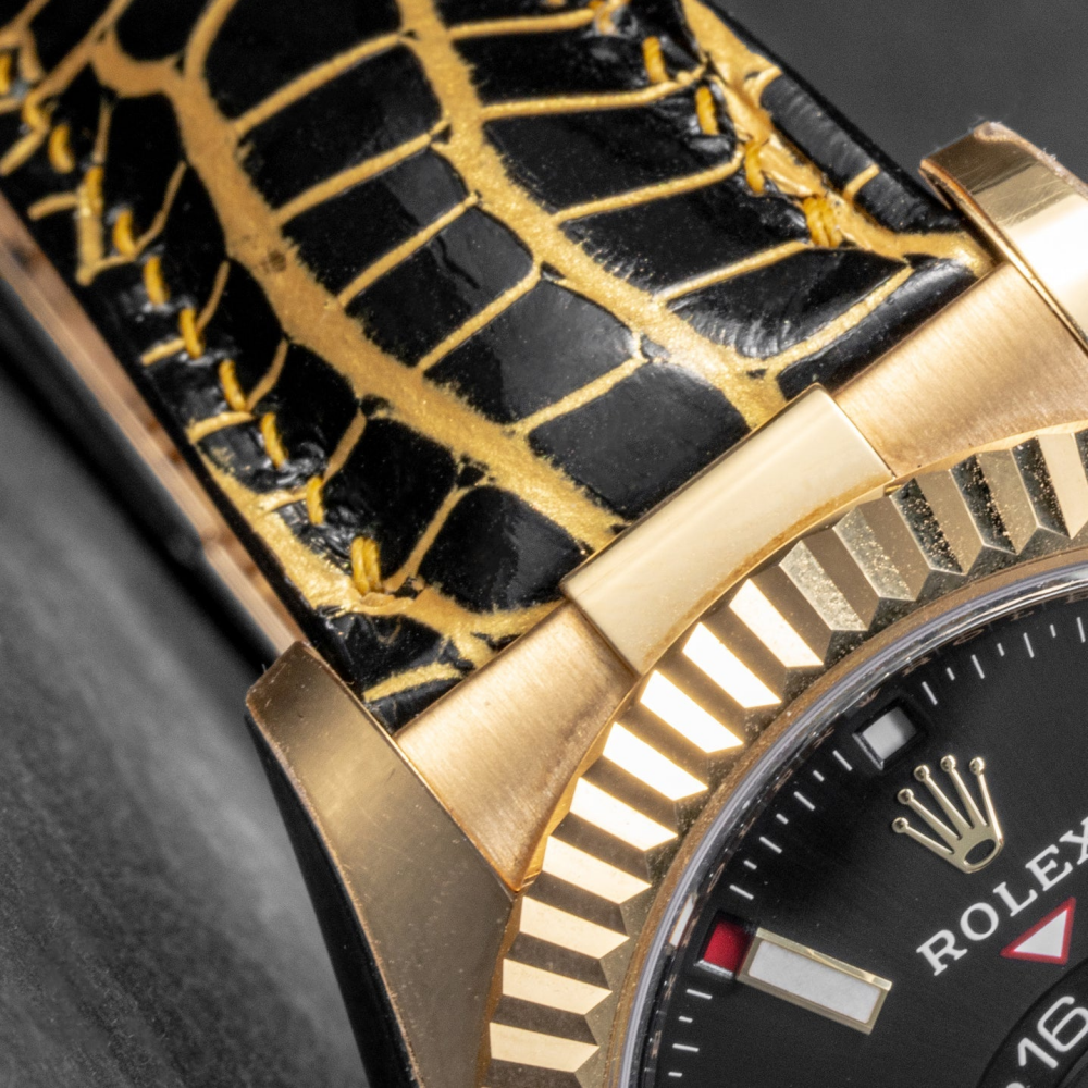 gold-black-alligator-leather-strap-for-rolex-sky-dweller-lug.png