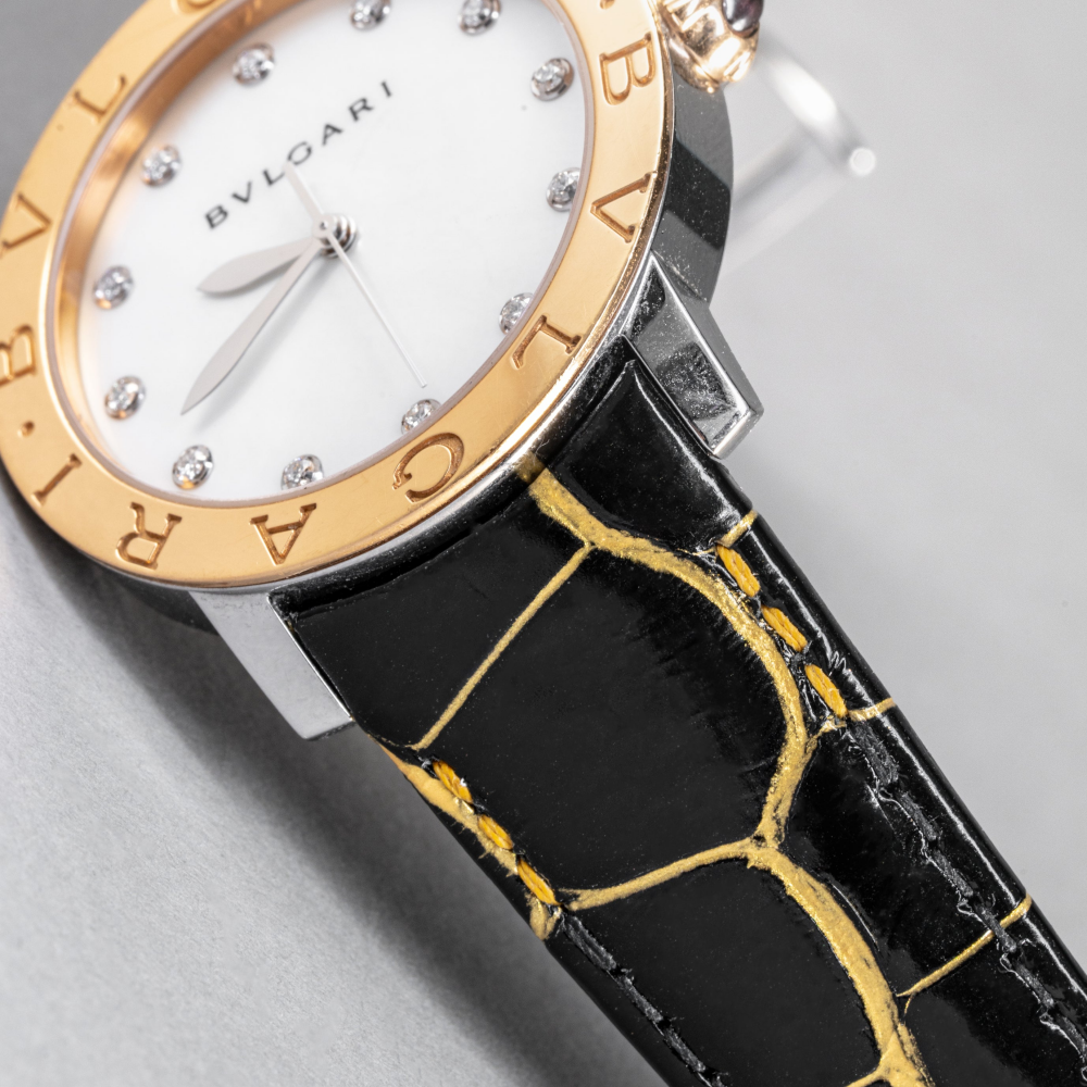 gold-black-alligator-strap-for-bvlgari-watch.png