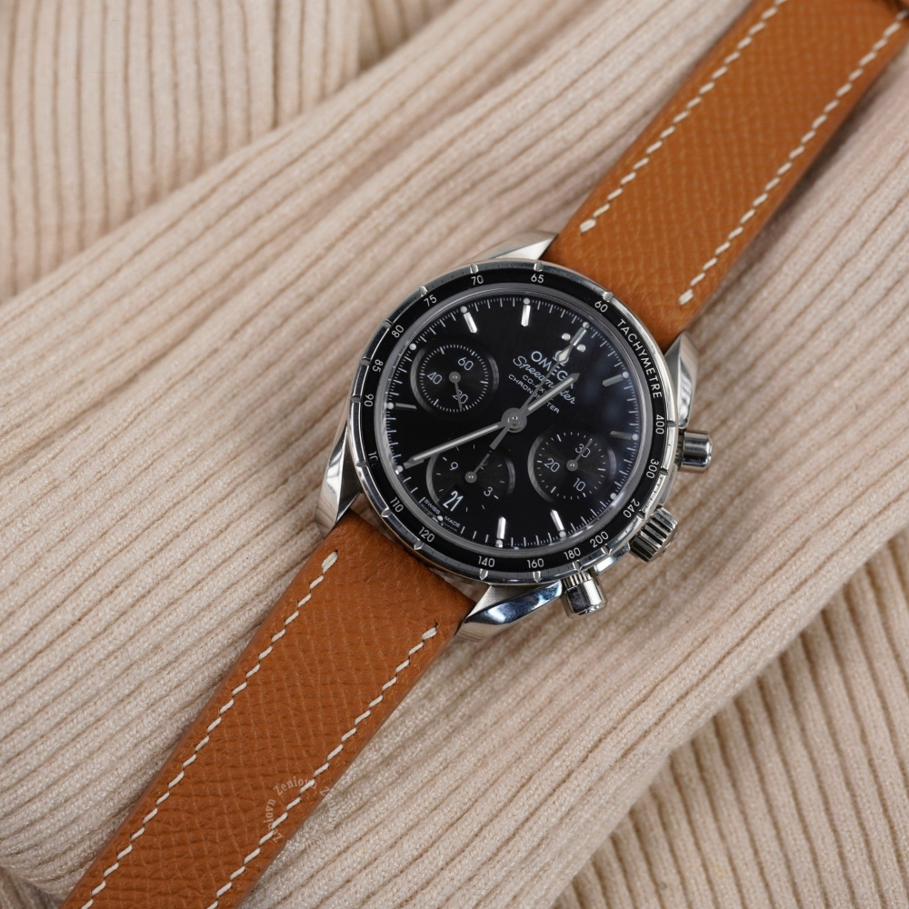 golden-brown-epsom-leather-watch-strap-for-Omega-speedmaster-on-watch.png