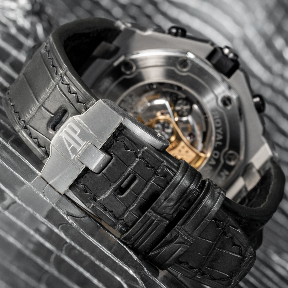 graphite-grey-alligator-leather-strap-for-ap-royal-oak-shore-42mm-backside.png