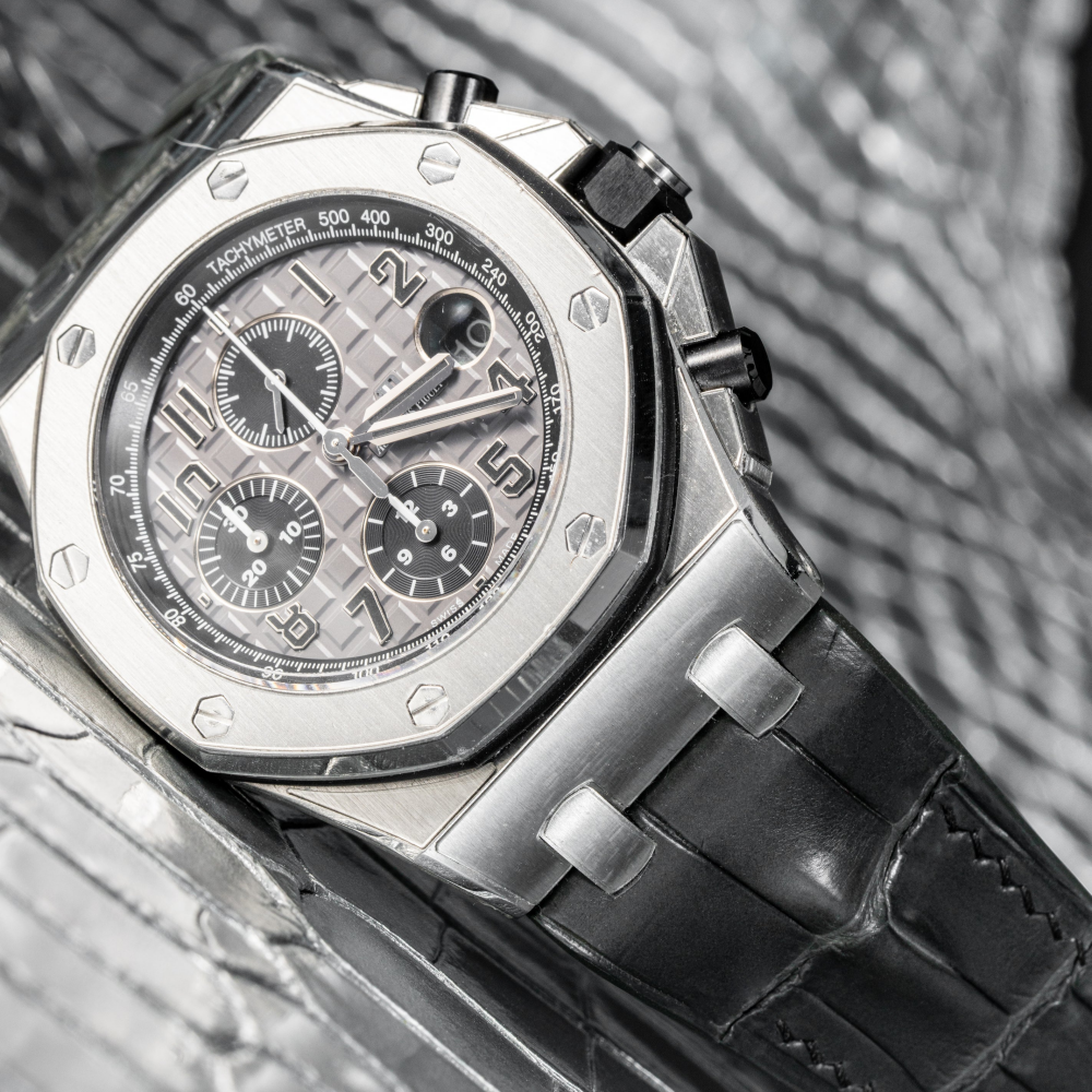 graphite-grey-alligator-leather-strap-for-ap-royal-oak-shore-42mm-watch.png
