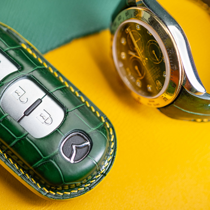 green-alligator-strap-for-rolex-daytona-detail.png