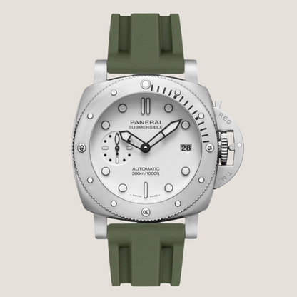 green-fkm-rubber-strap-for-Panerai-Submersible-on-Watch.png