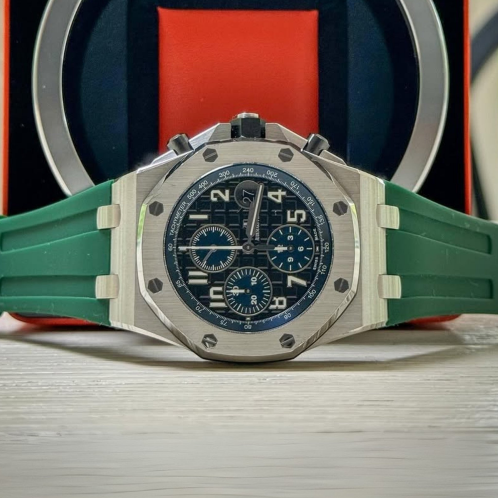green-rubber-strap-for-all-ap-offshore-42mm-on-watch.png