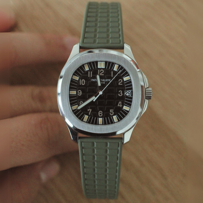 green-rubber-strap-for-patek-philippe-aquanaut-5067a-on-watch.png