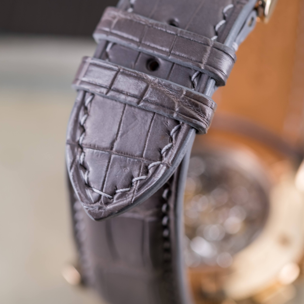 grey-alligator-leather-strap-for-vacheron-constantin-patrimony-backside.png