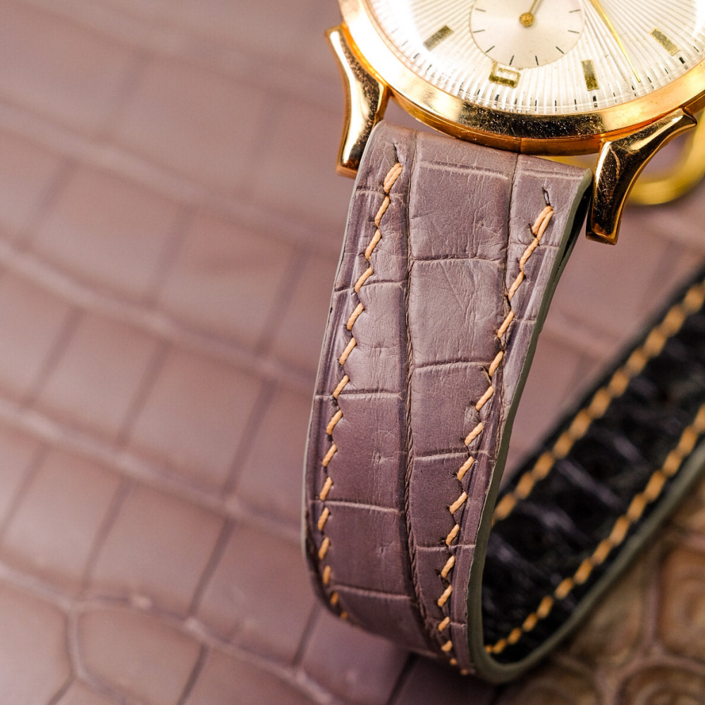 grey-himalayan-alligator-leather-strap-for-girard-perregaux-17-jewels-lug.png