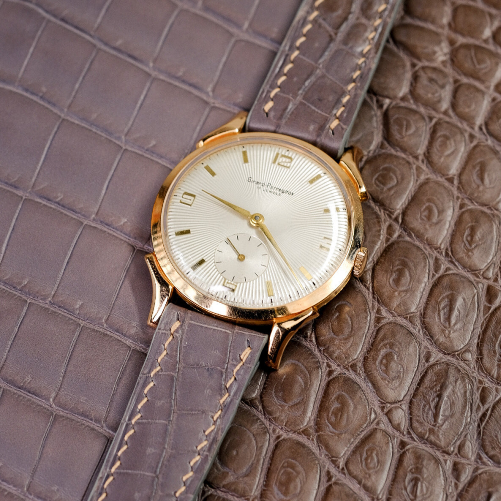 grey-himalayan-alligator-leather-strap-for-girard-perregaux-17-jewels.png