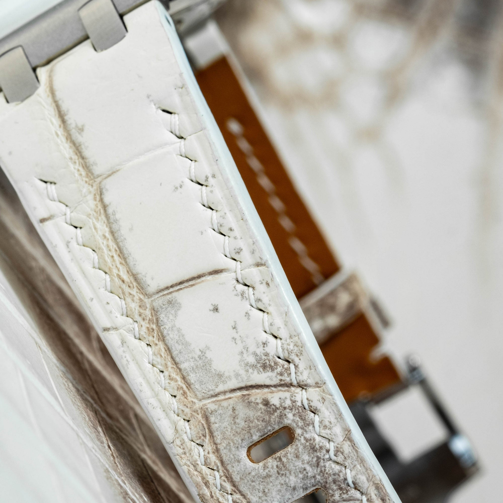 himalayan-alligator-leather-strap-for-ap-ladies-leather.png