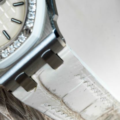 himalayan-alligator-leather-strap-for-ap-ladies-lug.png