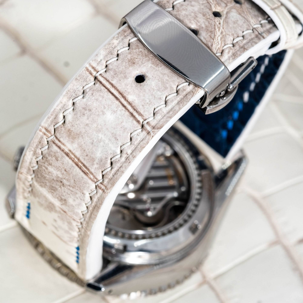 himalayan-alligator-leather-strap-for-grand-seiko-spring-drive-GMT--backside.png