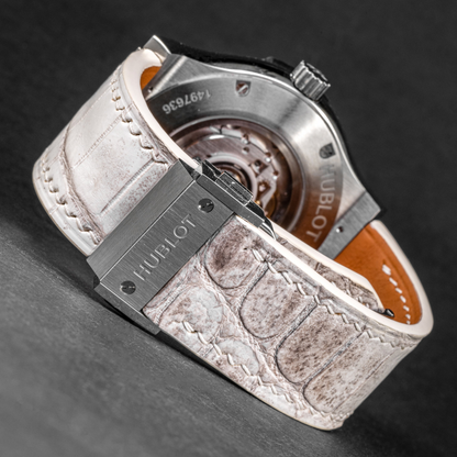 himalayan-alligator-leather-strap-for-hublot-classic-fusionbackside.png