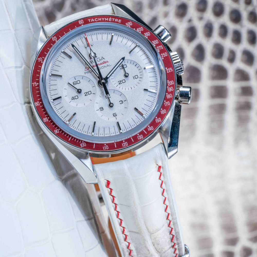himalayan-alligator-leather-strap-for-omega-speedmaster-tokyo-2020-rising-sun-watch.png