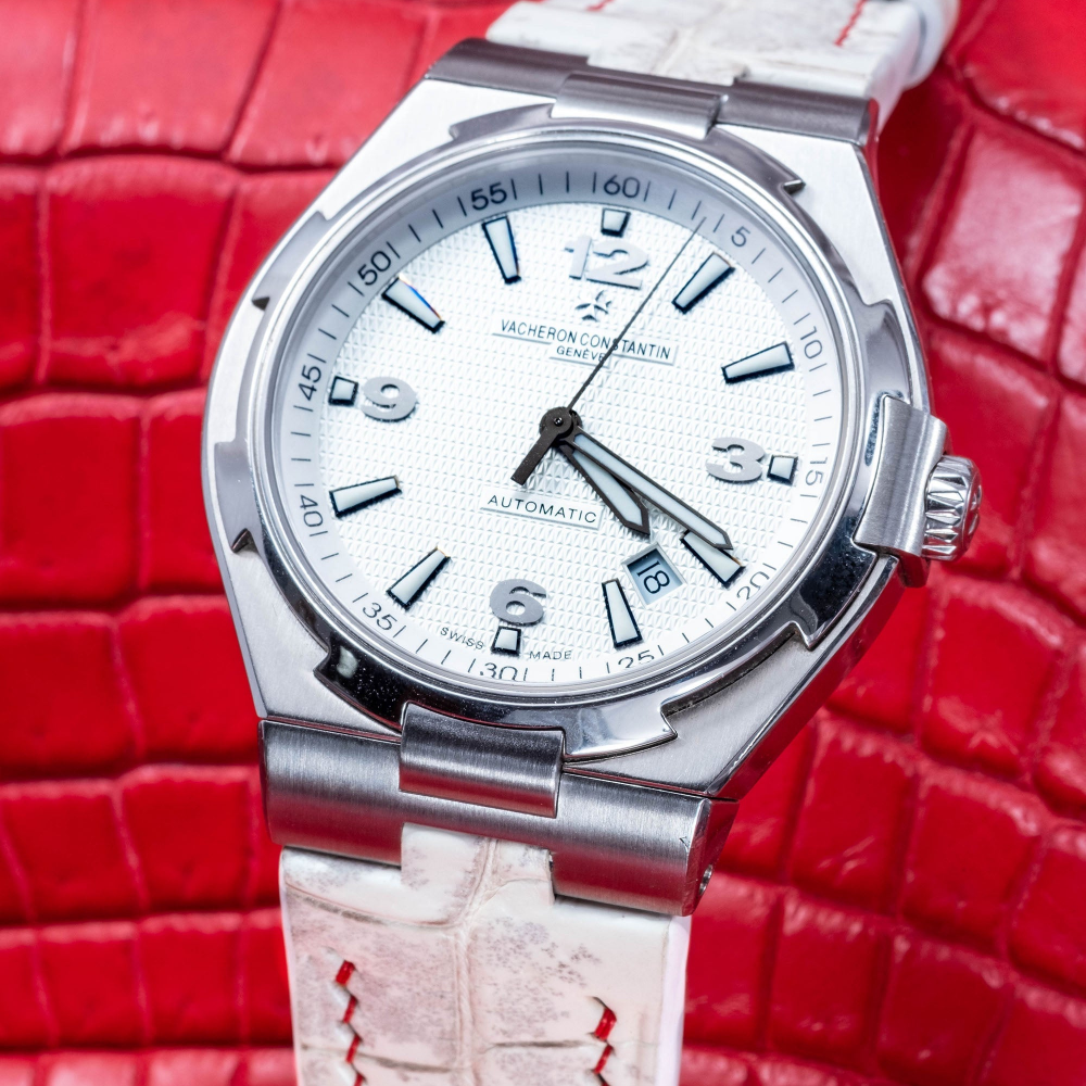 himalayan-alligator-leather-strap-for-vacheron-constantin-overseas-watch.png