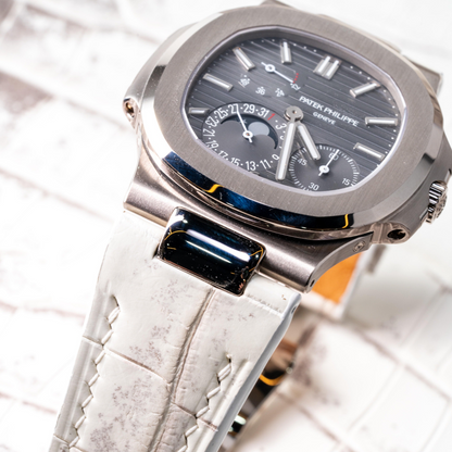 himalayan-alligator-leather-watch-strap-for-Patek-Philippe-Nautilus-5712g-watch.png