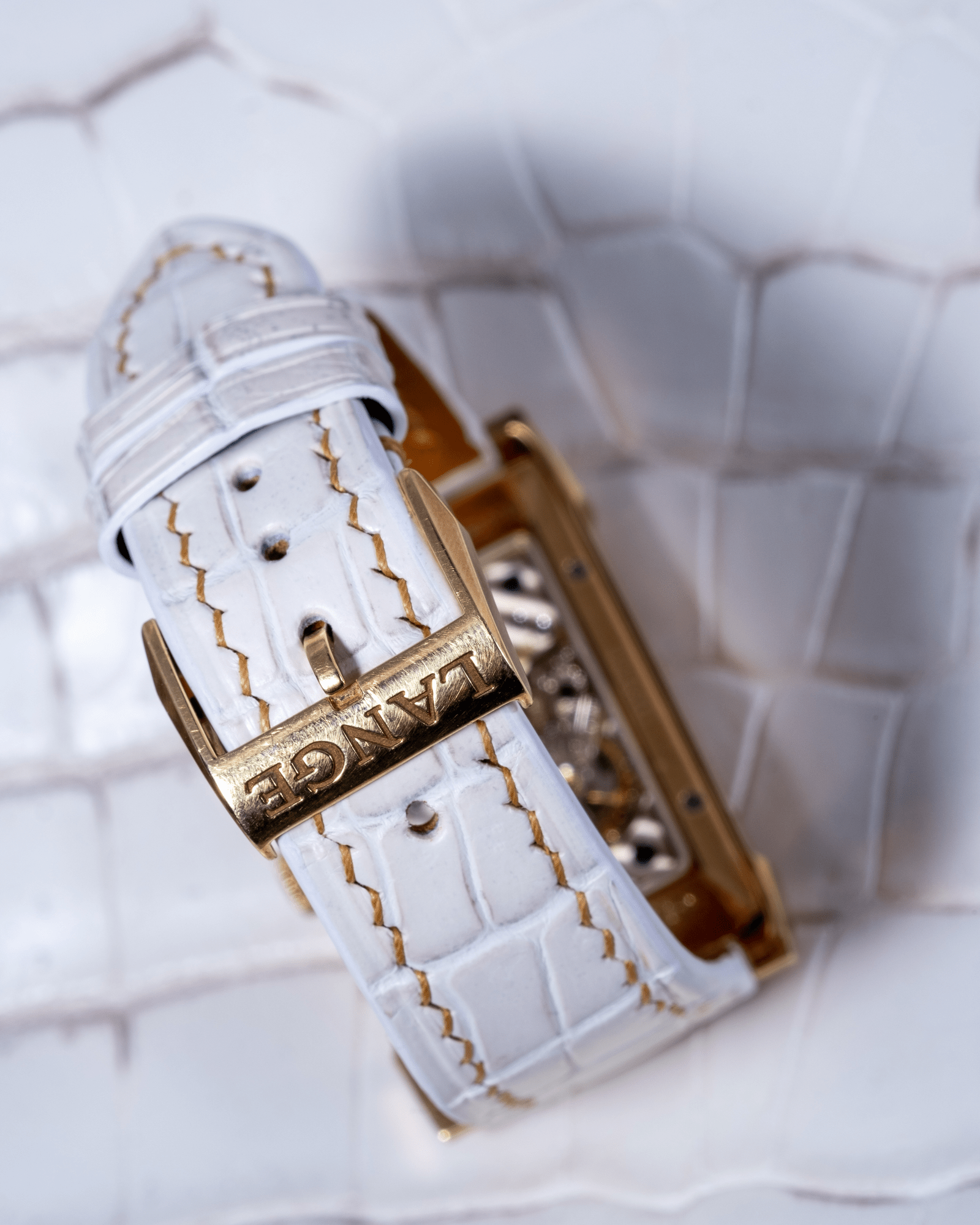 himalayan-alligator-leather-watch-strap-for-a-lange-sohne-cabaret-backside.png