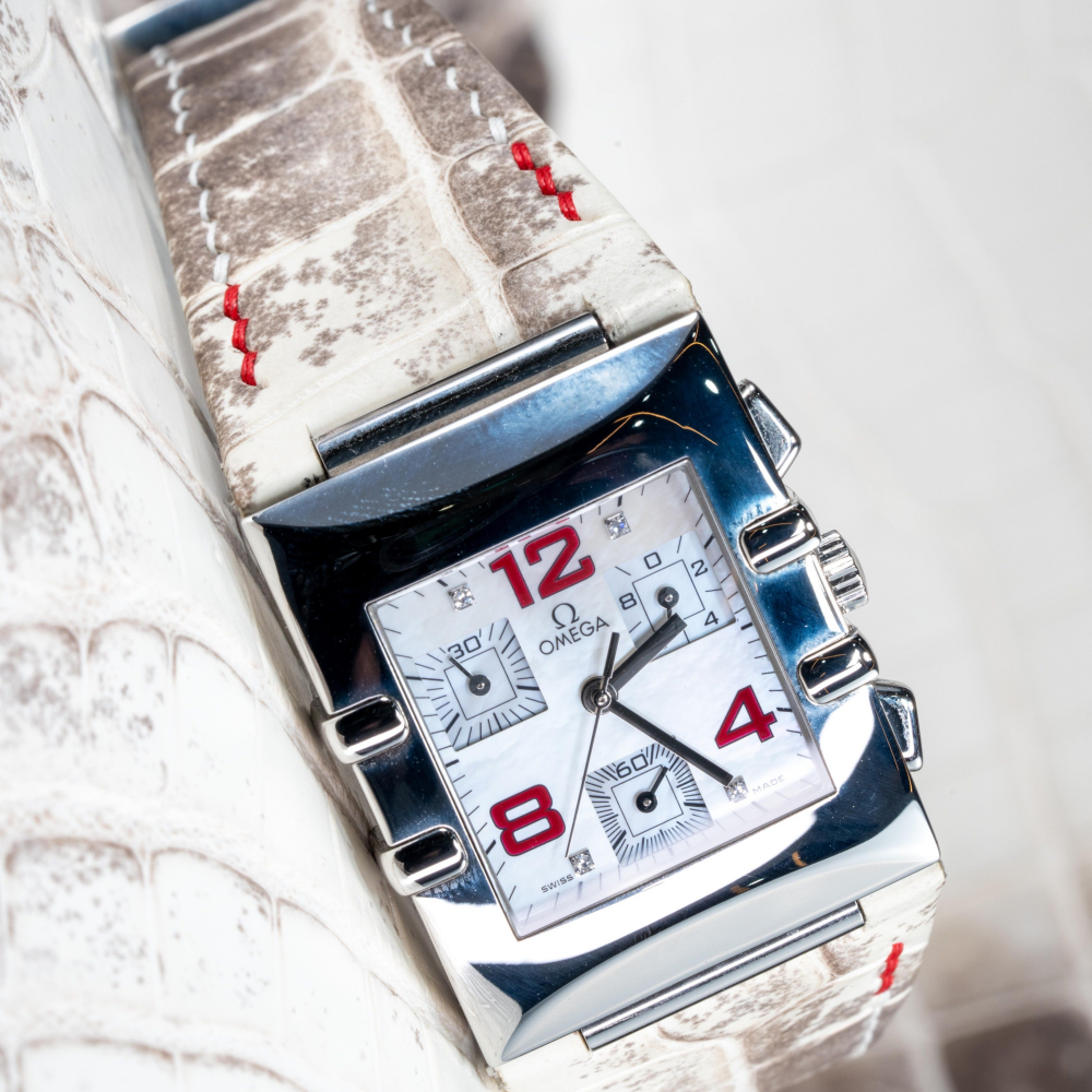 himalayan-alligator-leather-watch-strap-for-omega-constellation-on-watch.png