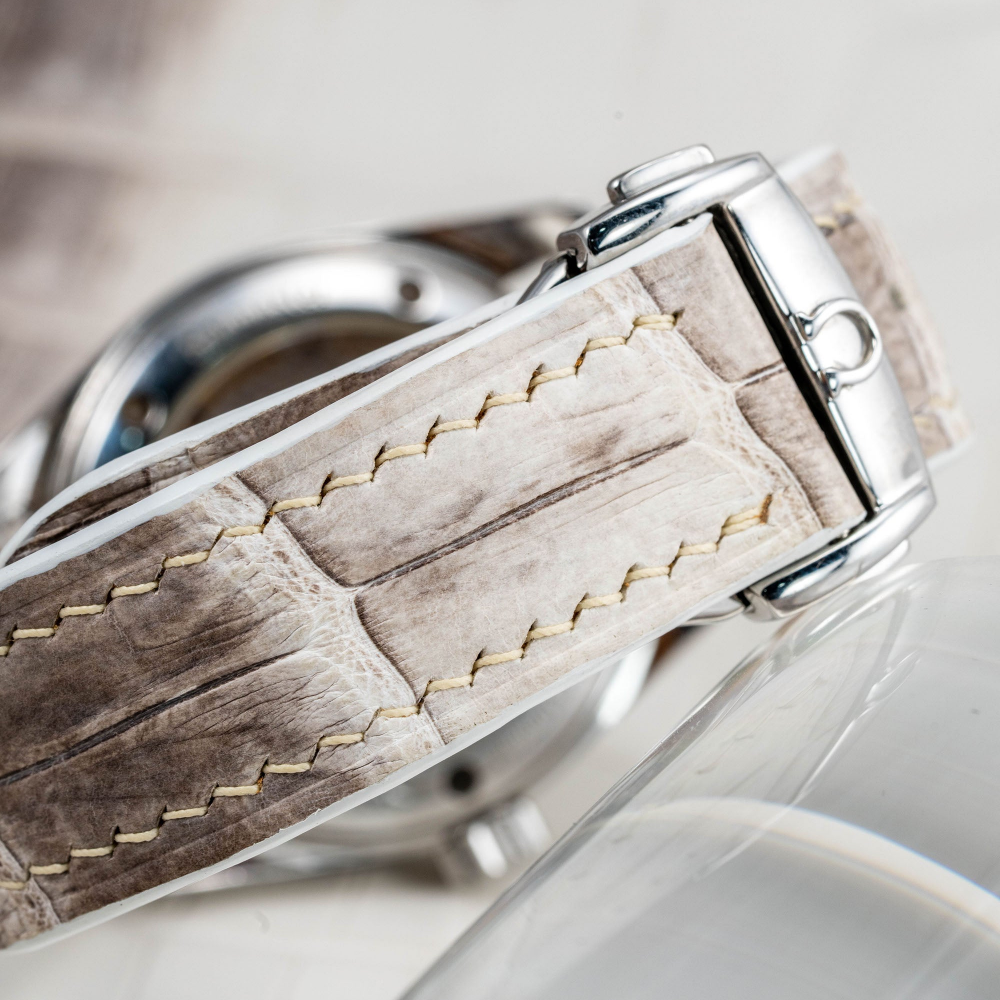 himalayan-alligator-strap-for-omega-seamaster-backside.png