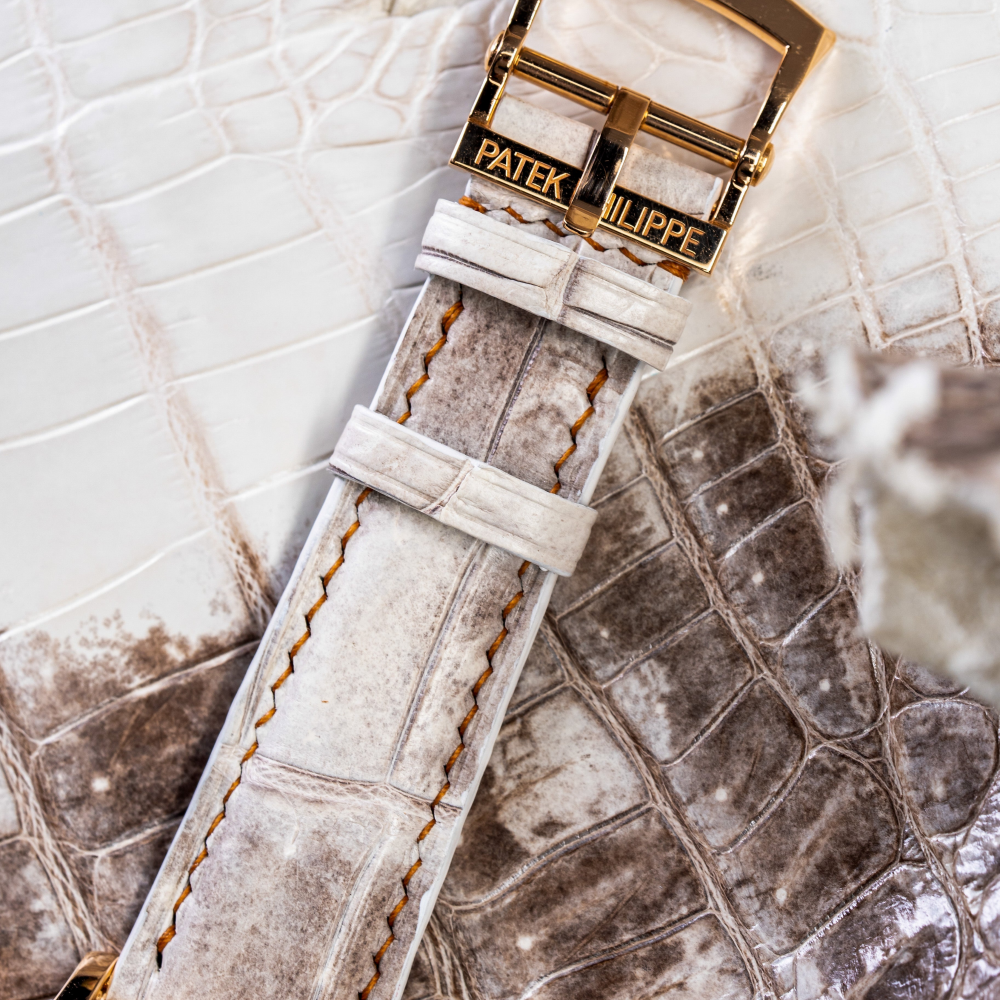 himalayan-alligator-strap-for-patek-philippe-complications-pilot-s-watch-5524r-buckle_0043c8df-6576-4cc3-a40d-476825211f46.png