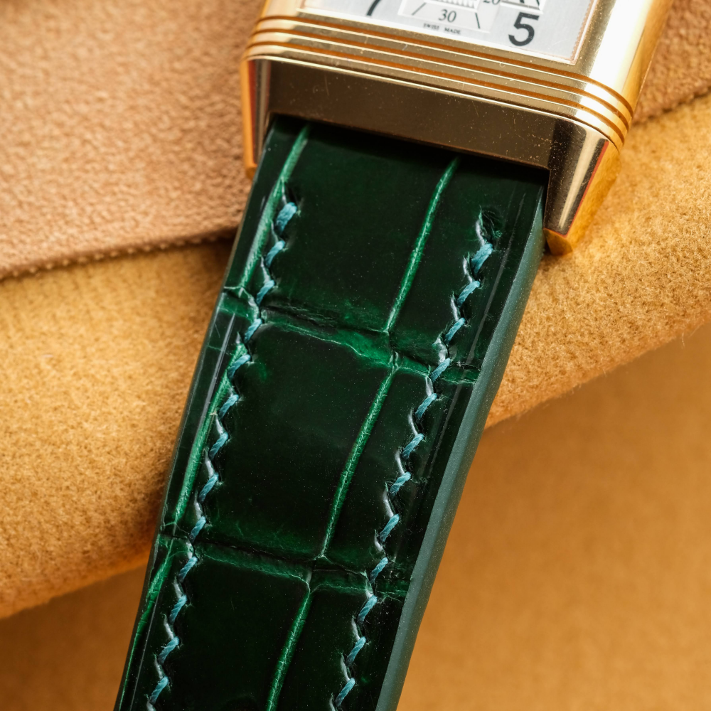 hunter-green-alligator-leather-strap-for-Jaeger-lecoultre-reverso-detail.png