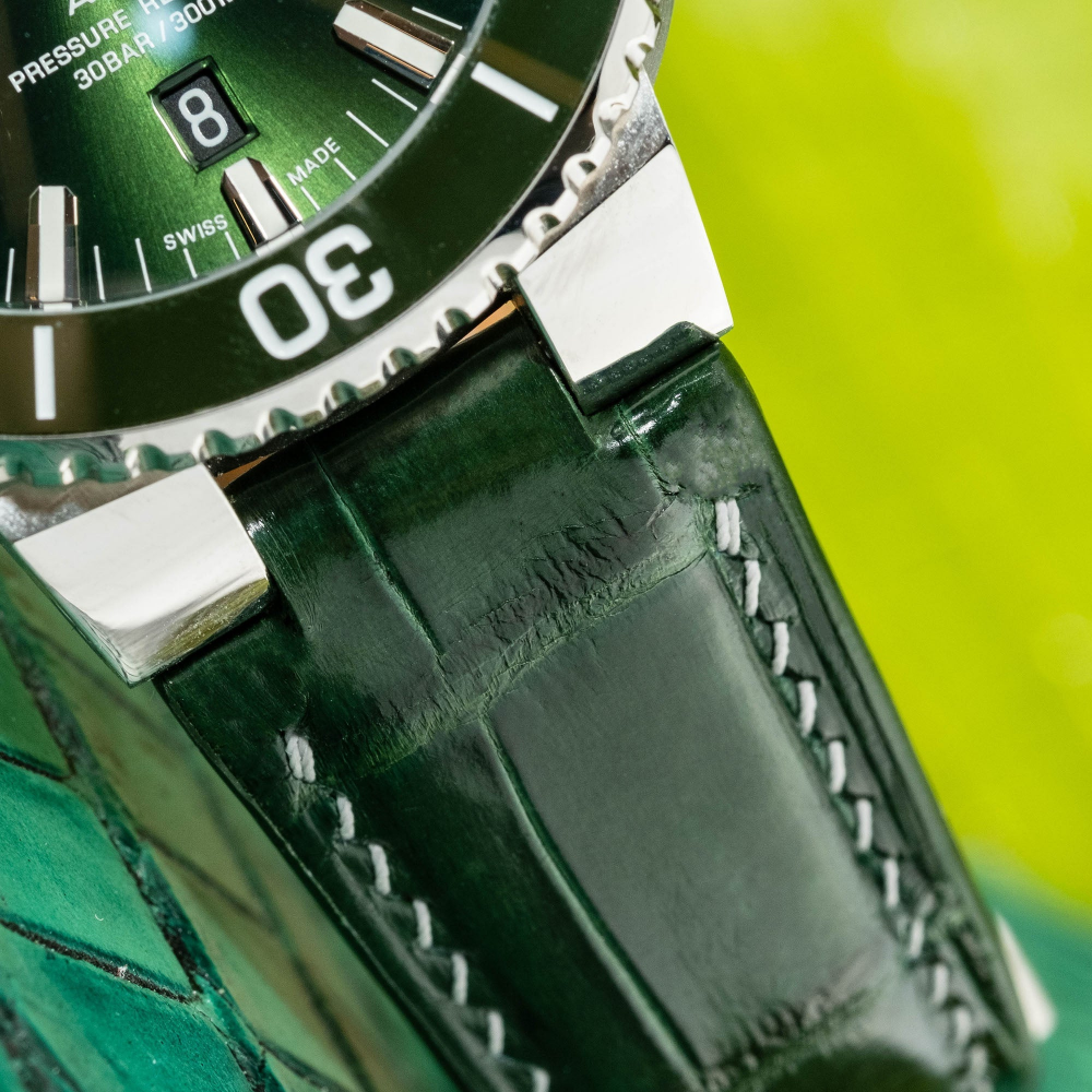 hunter-green-alligator-leather-strap-for-oris-drivers-sixty-five-lug.png
