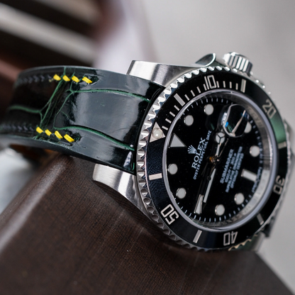 hunter-green-alligator-leather-strap-for-rolex-submariner-40mm-detail.png