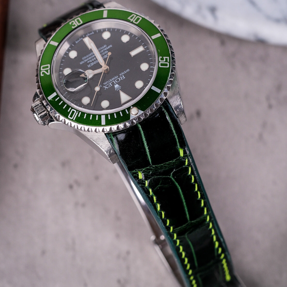 hunter-green-alligator-leather-strap-for-rolex-submariner-40mm-kermit-detail.png