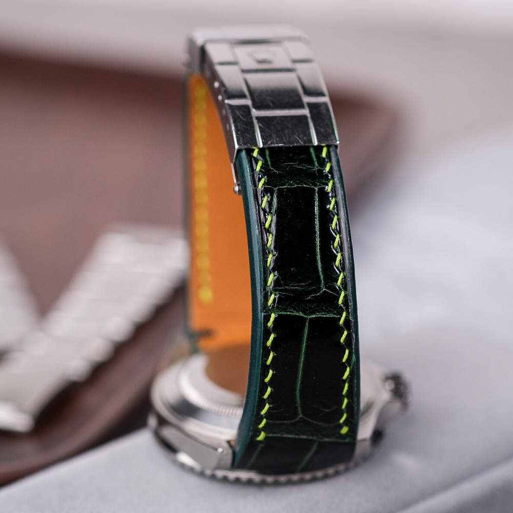 hunter-green-alligator-leather-strap-for-rolex-submariner-40mm-kermit-lining.png