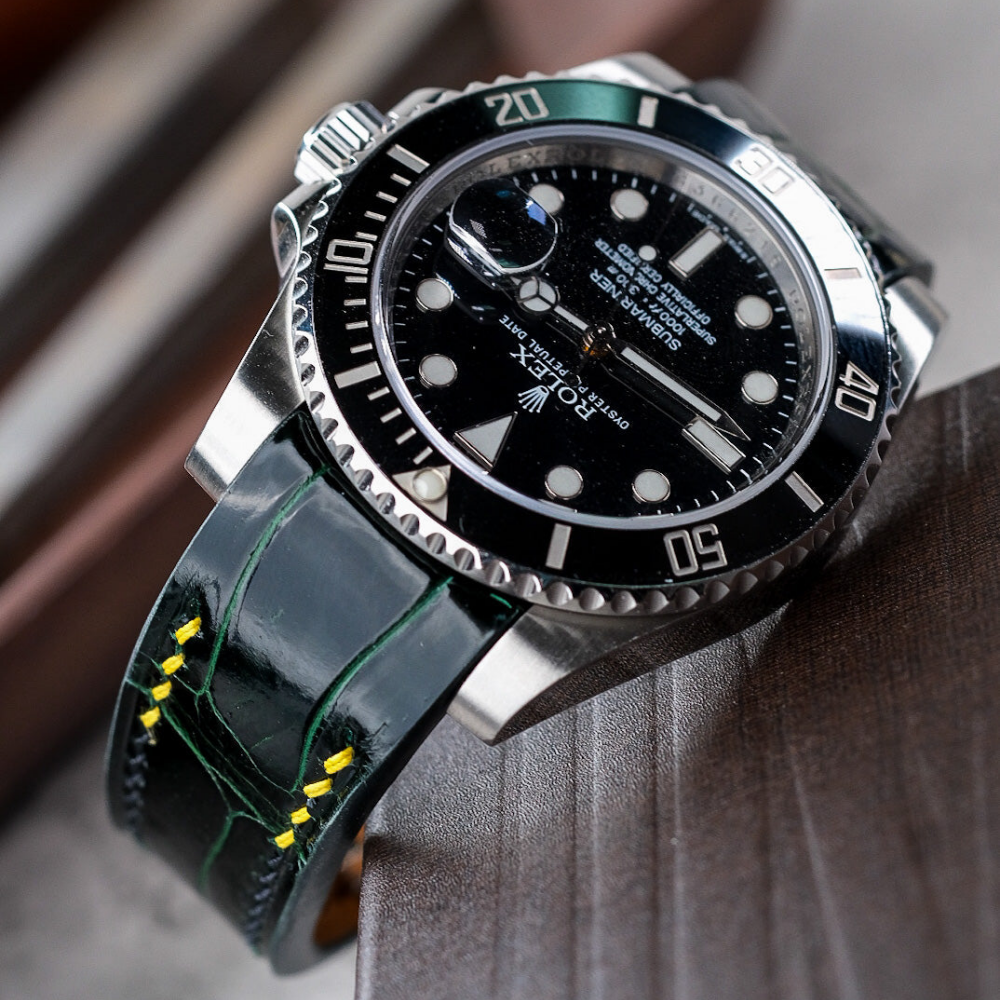 hunter-green-alligator-leather-strap-for-rolex-submariner-40mm-lug.png