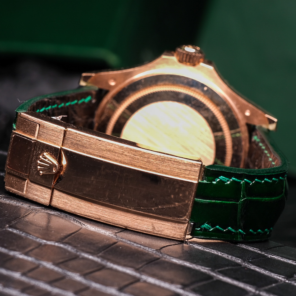 hunter-green-alligator-leather-strap-for-rolex-yacht-master-backside.png