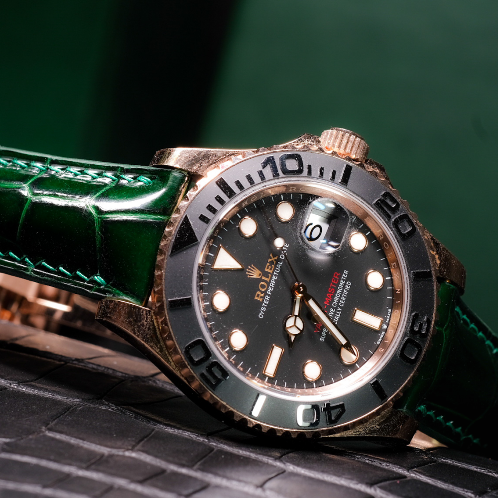 hunter-green-alligator-leather-strap-for-rolex-yacht-master-detail.png
