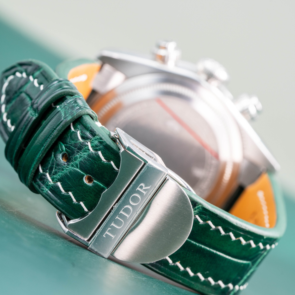 hunter-green-alligator-leather-strap-for-tudor-black-bay-backside.png